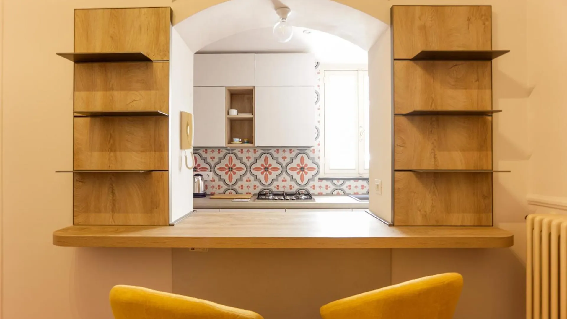 Via Tommaso Caravita 6 Apartment Naples 0*,