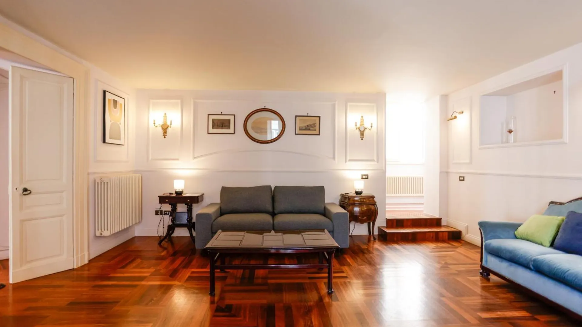 Via Tommaso Caravita 6 Apartment Naples