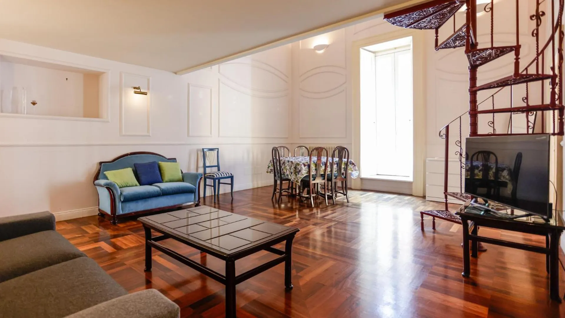 Via Tommaso Caravita 6 Apartment Naples Italy