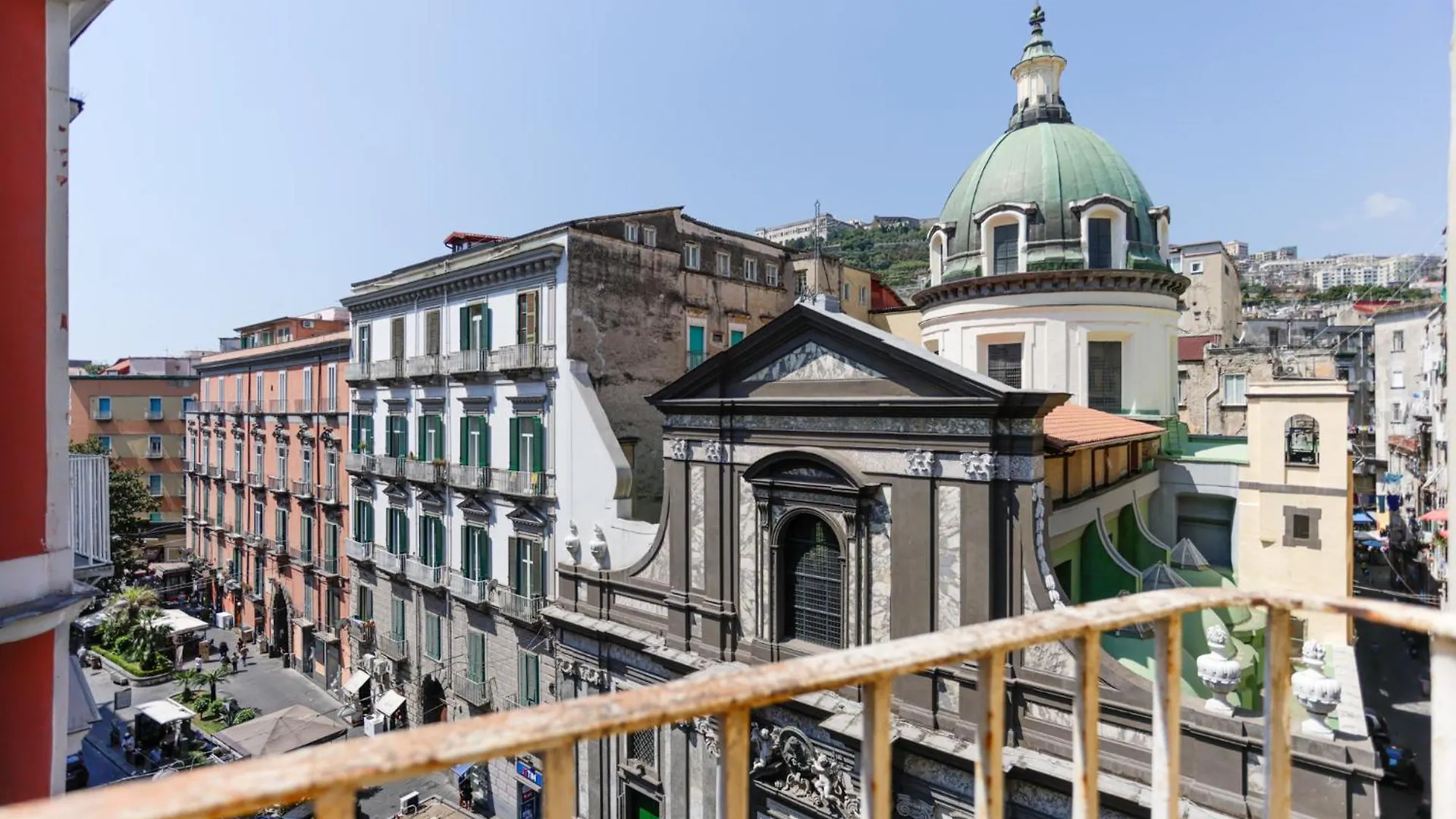 Via Tommaso Caravita 6 Apartment Naples