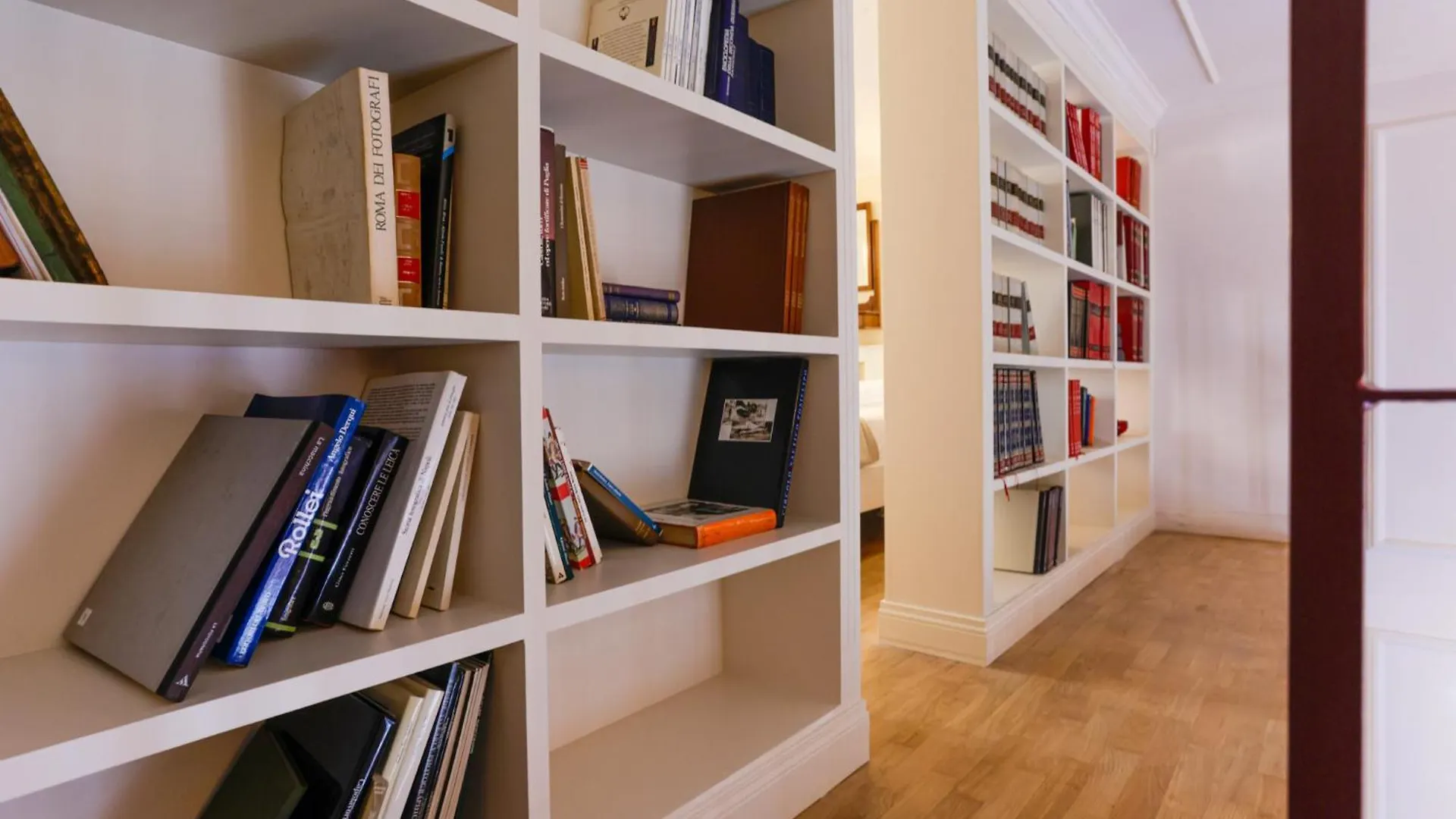 Via Tommaso Caravita 6 Apartment Naples
