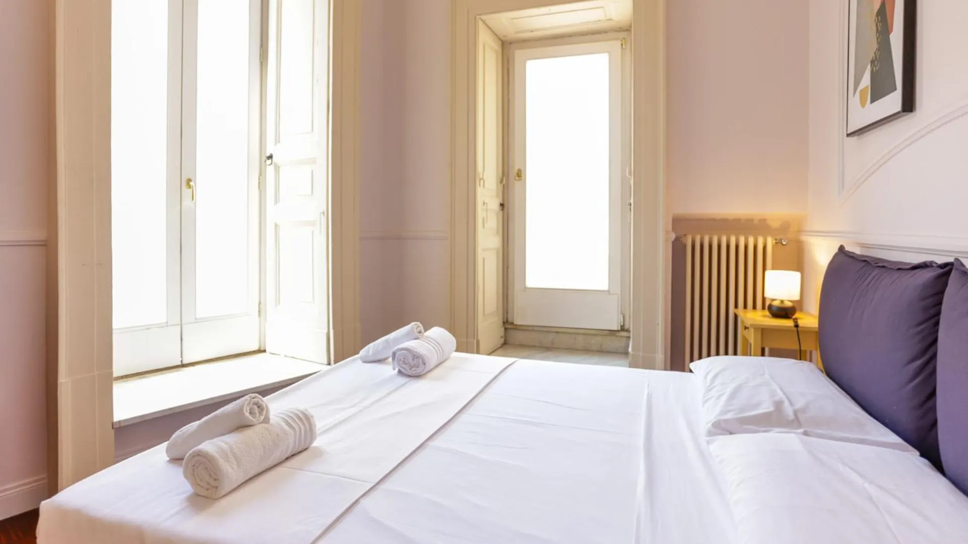 Via Tommaso Caravita 6 Apartment Naples Italy